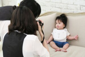 ハーフバースデーフォトは寝相アートがおすすめ!アレンジ方法や撮影のコツを解説2