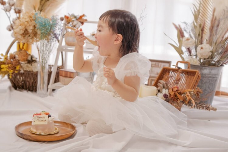 バースデーフォトをおしゃれに撮影したい!撮影方法やアイデアを紹介1