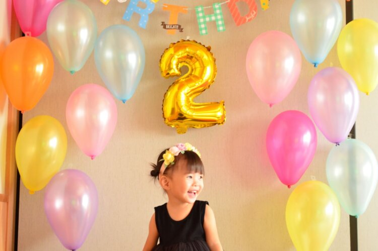 2歳のバースデーフォトはみんな撮る?おしゃれな写真を残すためのアイデア1