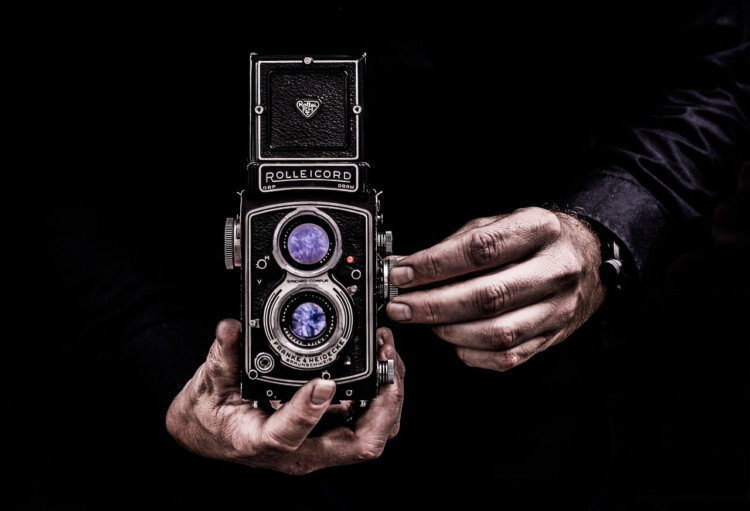 エアライン・CA就活写真の適切な撮影時期はいつ?日系・外資系別に解説!2