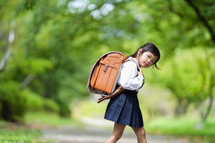 自宅で入学写真を撮影できる!撮影のコツやおすすめの小物も紹介10