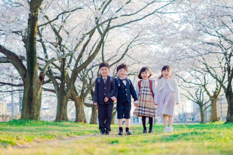 自宅で入学写真を撮影できる!撮影のコツやおすすめの小物も紹介9