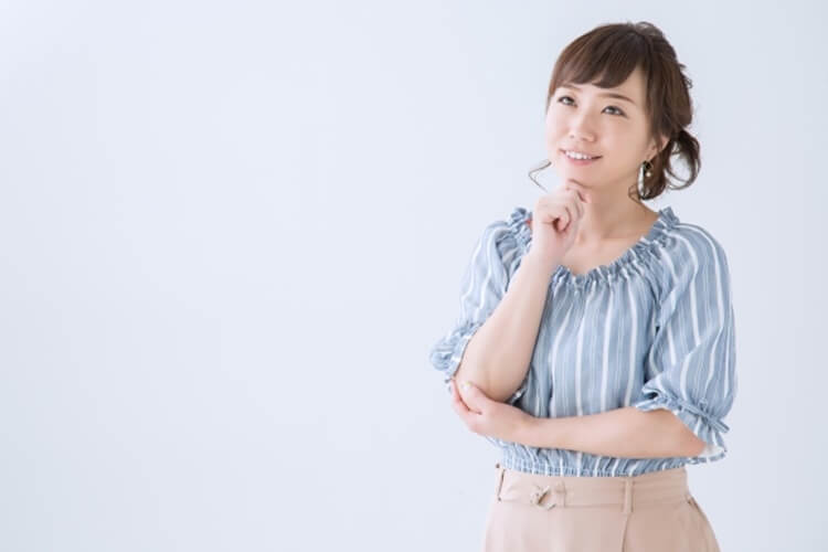 婚活お見合い写真の撮影で自撮りはアリ?好印象を与える自撮りのやり方を解説5