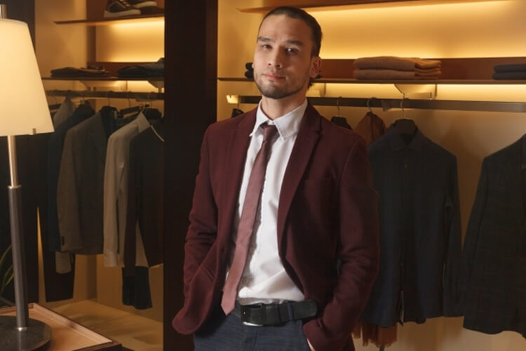 男性の婚活お見合い写真におすすめな服装『カジュアルスタイル』をプロが紹介1