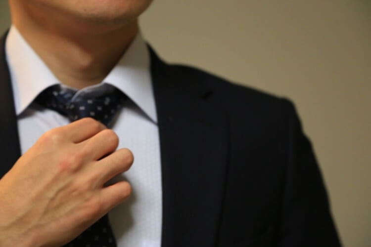 男性の婚活お見合い写真におすすめな服装や服選びのポイントを詳しく解説13