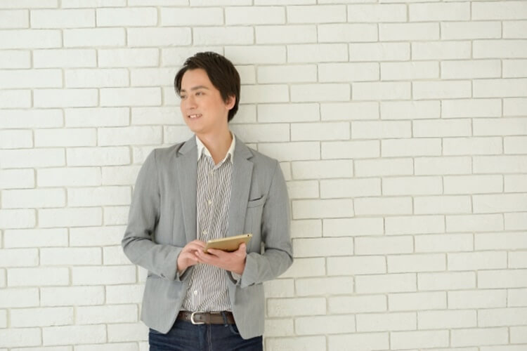 男性の婚活お見合い写真におすすめな服装『カジュアルスタイル』をプロが紹介9
