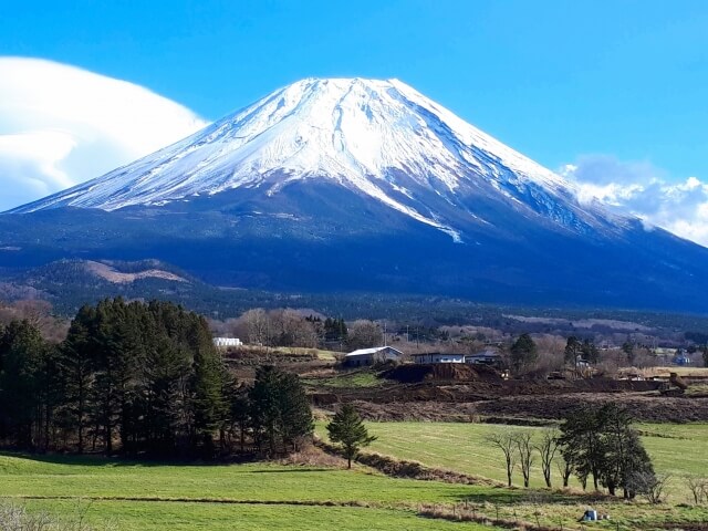 山梨県でおすすめの就活写真が撮影できる写真スタジオ11選12
