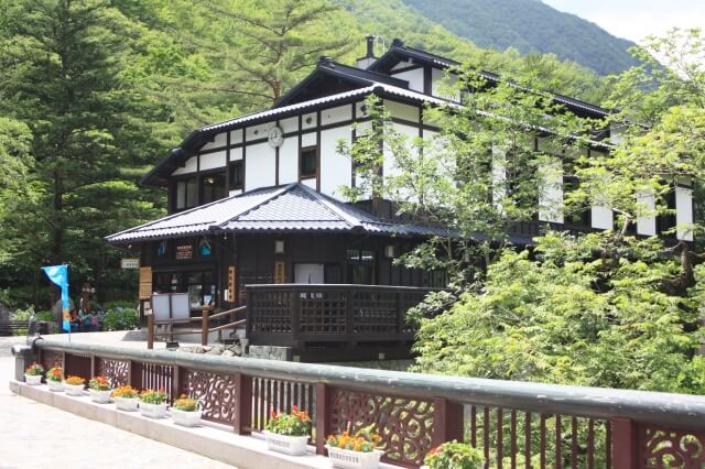 岩手県でおすすめの婚活写真が綺麗に撮れる写真スタジオ4選5