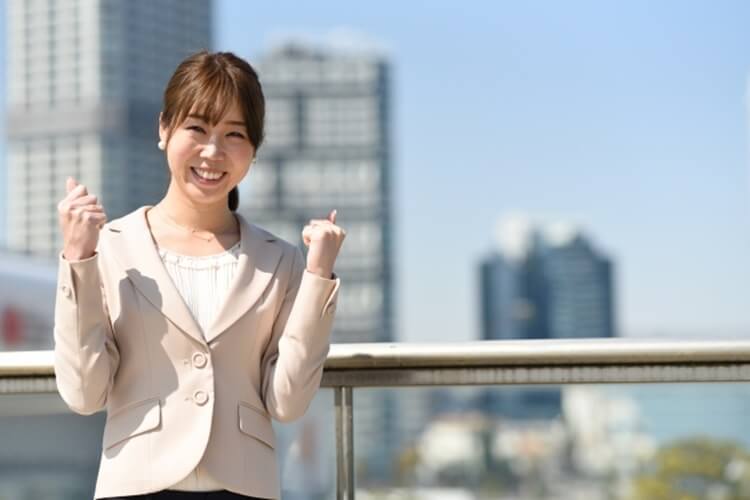 婚活お見合い写真にメガネ着用はNG?プロがおすすめの眼鏡も紹介!5