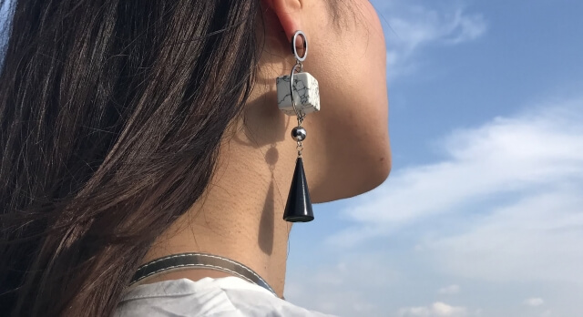 婚活・お見合い写真はピアスをつけて撮っても良いの?隠し方もご紹介2