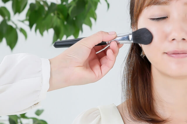 【30代女性】お見合い写真メイクで男性に好まれる雰囲気は?メイク別に解説7