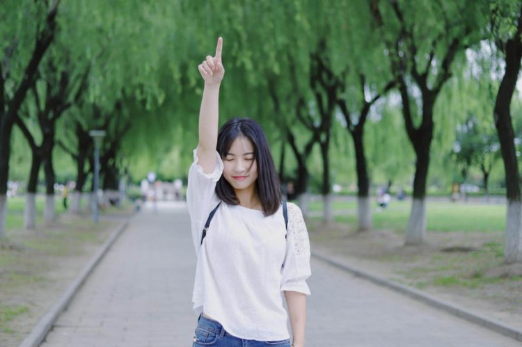 宣材写真を撮るなら自然な表情で!どうすれば自然な表情になるのか解説1