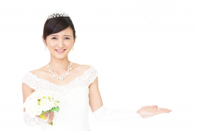 ミディアムの花嫁に人気のフォトウェディング髪型スタイル&髪飾り7