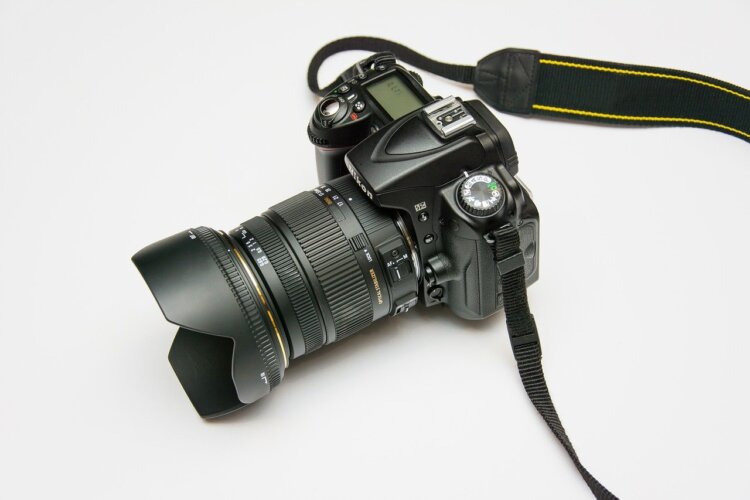 就活写真でピアスは外すべき?ピアスの有無やピアス穴の隠し方を紹介9