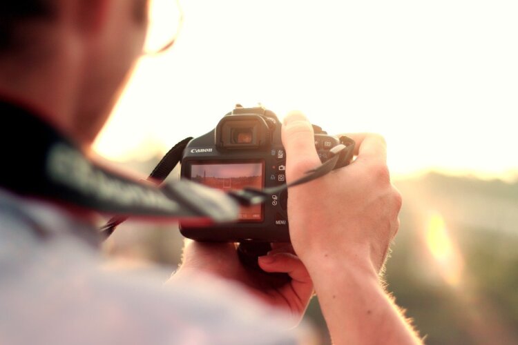 【学生必見】卒業写真のおすすめ撮り方解説!時期や男女別に衣装も紹介1