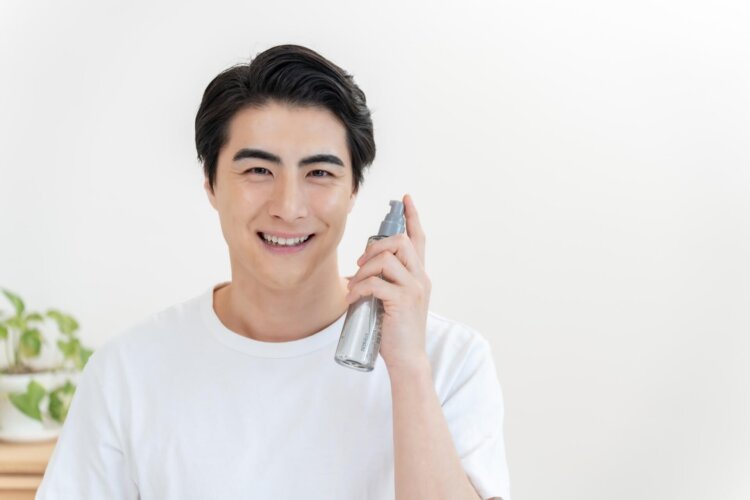 男子の卒業写真メイクはベース・眉毛・リップ!正しいメイク手順とアイテムを紹介