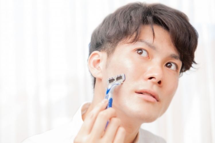 男の卒業写真はひげOK、デザイン・整え方・濃いひげの対処方法