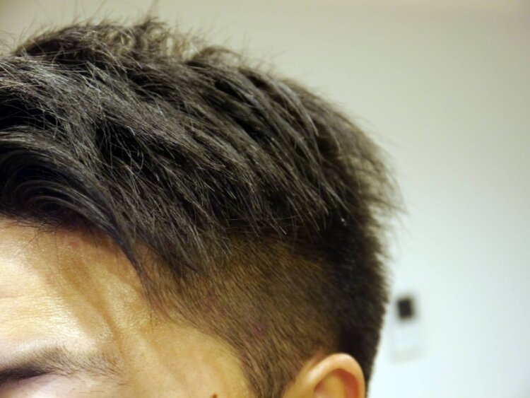 男の卒業写真の撮り方とは?衣装からポーズや撮影手段も解説10