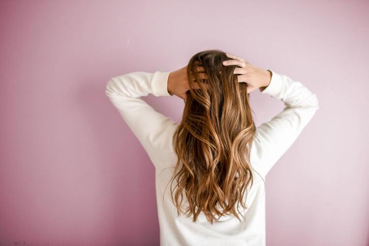 卒業袴写真の髪型は“編み込み”で簡単アレンジ!長さ別にやり方を紹介2