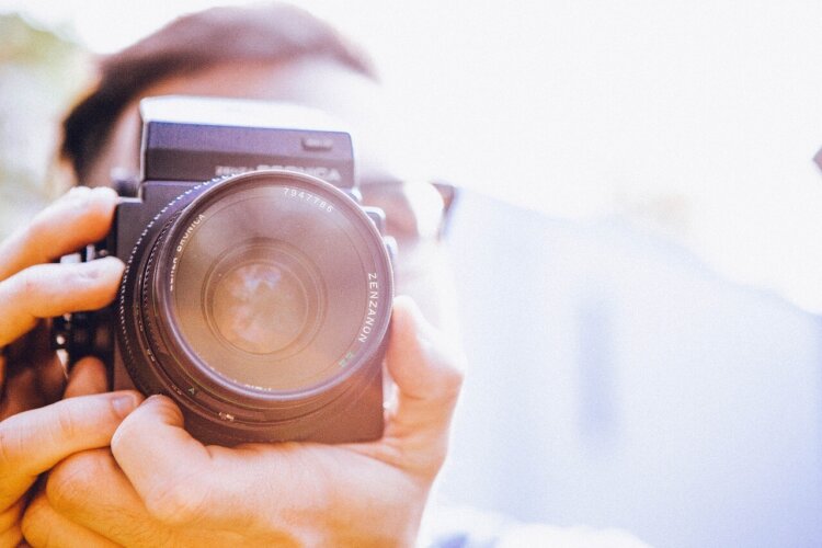 卒業袴は全身写真で残そう!全身撮影の準備物や撮り方を解説12