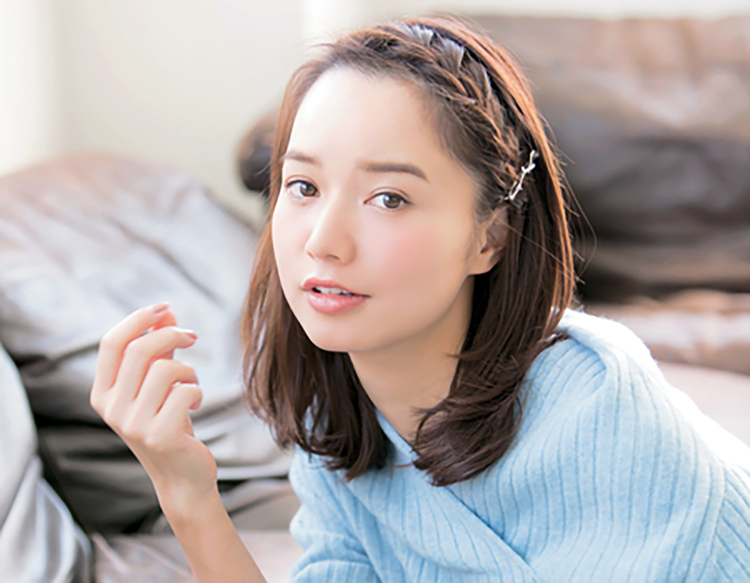 卒業袴写真の髪型は“編み込み”で簡単アレンジ!長さ別にやり方を紹介9