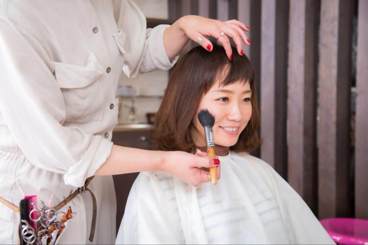 いつ撮る?卒業写真の撮影に適した時期とは?衣装準備期間も紹介8