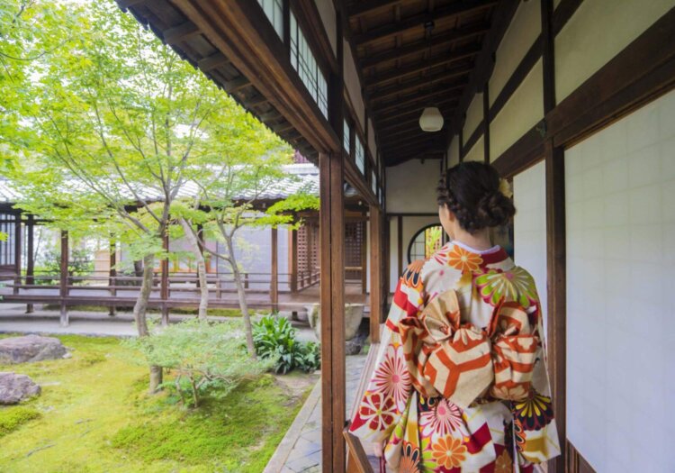 いつ撮るべき成人式写真!適切な撮影月を前後当日撮り別に徹底解説23