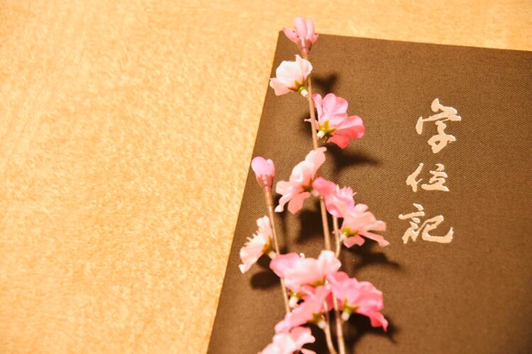 いつ撮る?卒業写真の撮影に適した時期とは?衣装準備期間も紹介4