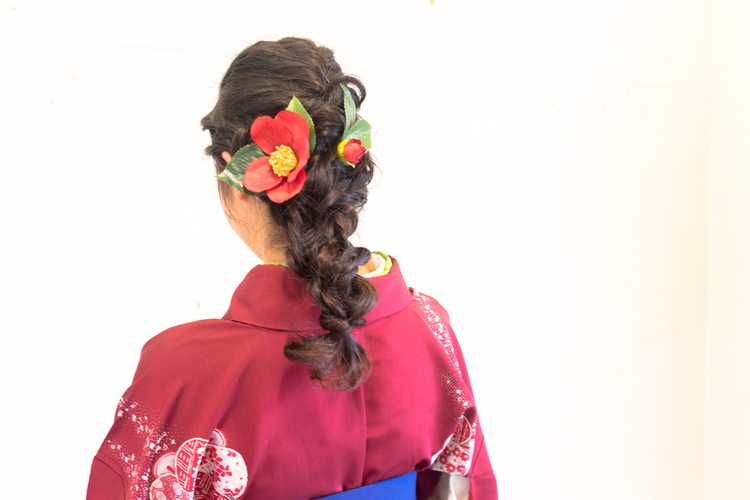 卒業袴写真の髪型は“編み込み”で簡単アレンジ!長さ別にやり方を紹介1