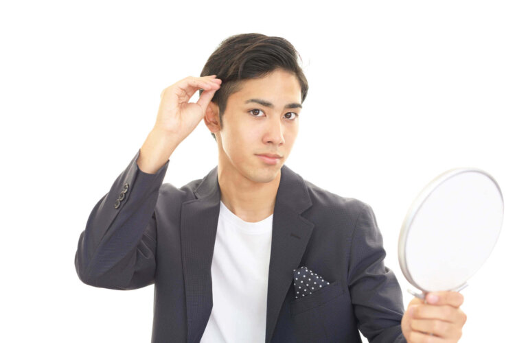 【男子】卒業袴写真の前髪スタイル4選&セルフセット方法を紹介