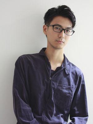 卒業写真スーツスタイルに似合う男性の前髪とは?おすすめ紹介7
