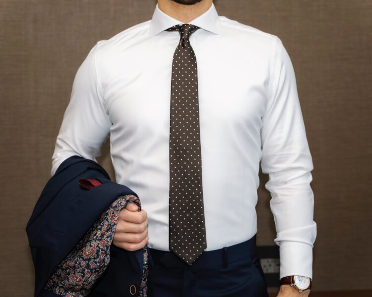 【最新】男子学生の卒業写真の服装を徹底紹介!スーツ・袴を全身紹介11
