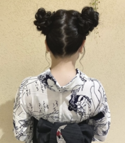 卒業袴写真はアップスタイル!簡単ヘアセット方法&人気髪飾りを紹介3