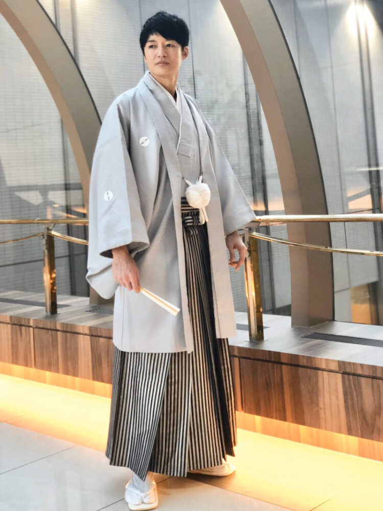 フォトウェディングの新郎和装の基本|種類・家紋・色・小物を紹介2