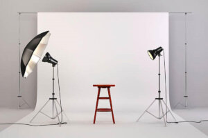そこで本記事では ・高校受験写真を自宅で撮影してもいいのか ・高校受験写真を自宅で撮る際の注意点 ・自宅以外で高校受験写真を撮影する方法 などを解説していきます! 高校受験写真の撮影場所に迷われている方は、ぜひ参考にしてくださいね。