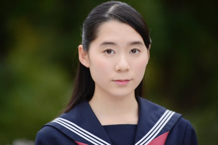 高校受験写真におすすめの女子の服装と着こなしの注意点とは?2