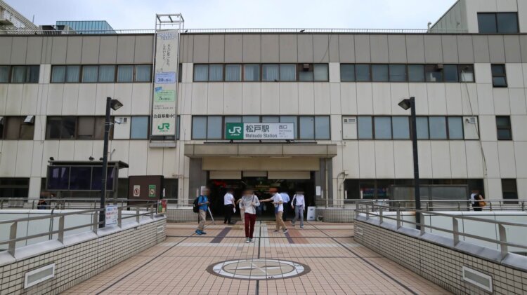 松戸・新松戸でバースデーフォトをおしゃれに撮れるおすすめスタジオ10選04