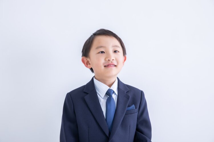 バースデーフォトにおすすめの髪型を男女別に解説!注意点や写真スタジオの選び方_03